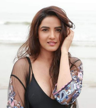 Jasmin Bhasin