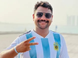 In May of this year, a curious selection of fans formed in Doha under the name Argentina Fans Qatar (AFQ);  The visible head of this group is Suhail Dohakkaran, a mechanical engineer who has been working for a multinational company in Doha for ten years.