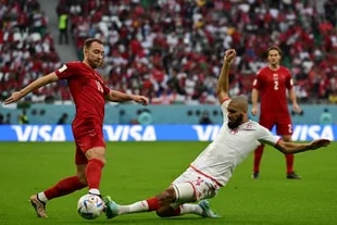 Christian Eriksen marked his surprising return to elite football by playing in his third World Cup, but the debut was not the best.